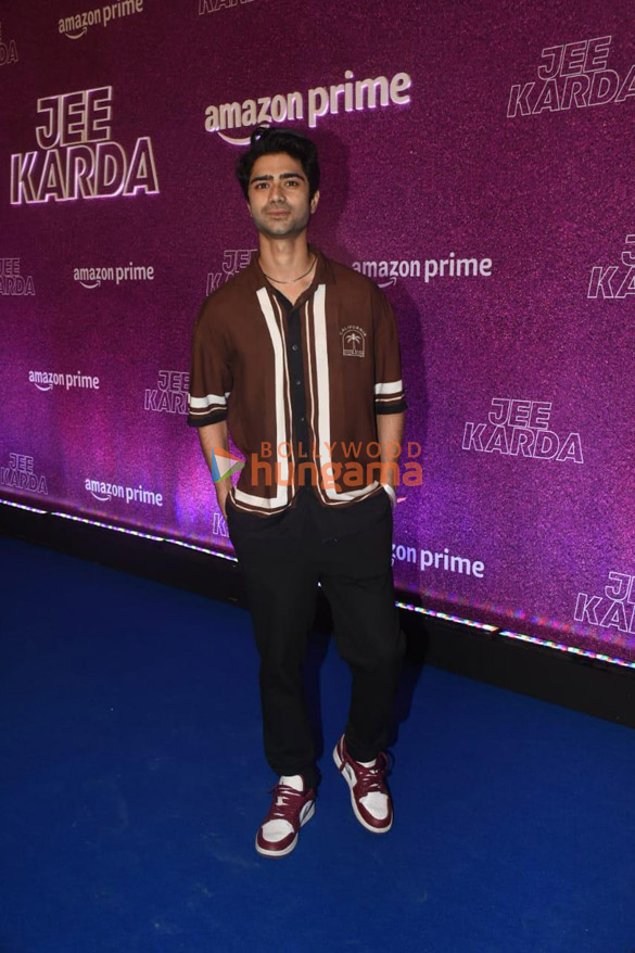 photos celebs grace the premiere of jee karda 899 7