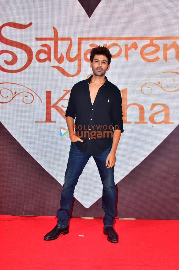 photos celebs grace the premiere of satyaprem ki katha 3