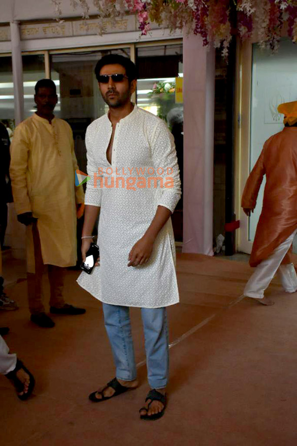 photos celebs grace the wedding ceremony of actress sonnalli seygall and hotelier ashesh sajnani 12