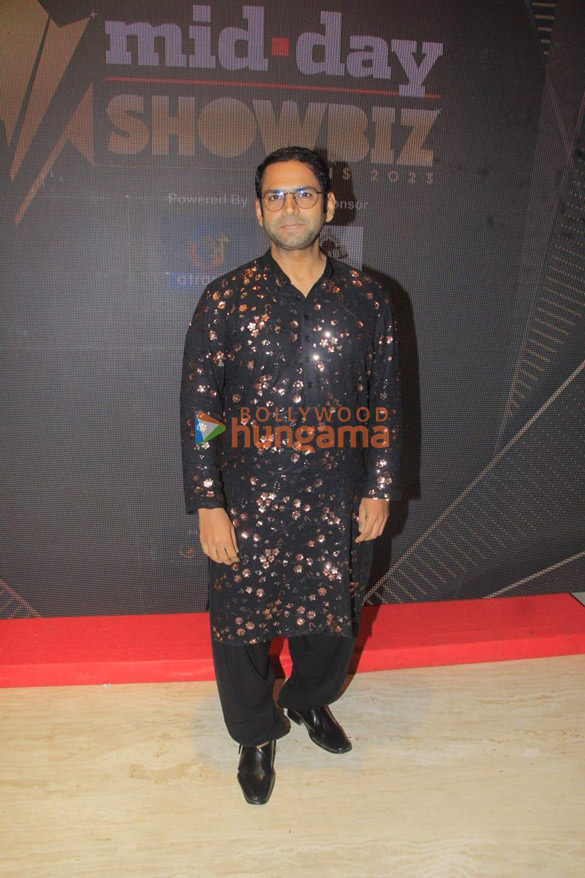 photos celebs snapped at midday showbiz icon awards 2023 15