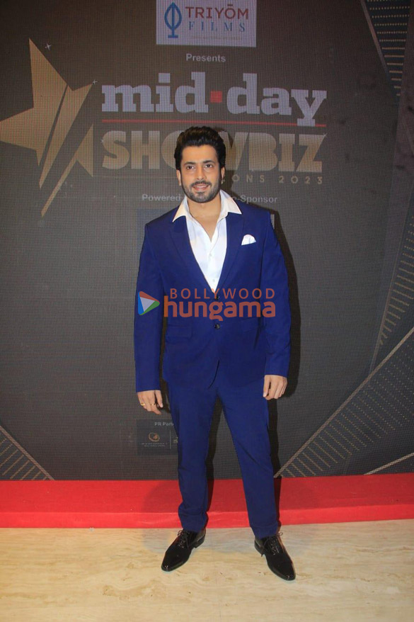 photos celebs snapped at midday showbiz icon awards 2023 33