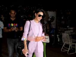 Photos: Jacqueline Fernandez, Manushi Chhillar, Esha Gupta and others snapped at the airport