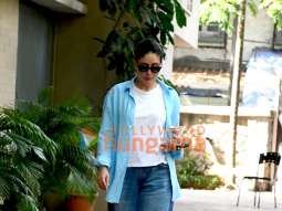 Photos: Kareena Kapoor Khan spotted in Bandra