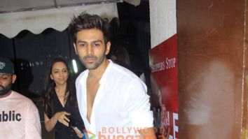 Photos: Kartik Aaryan snapped at PVR, Juhu