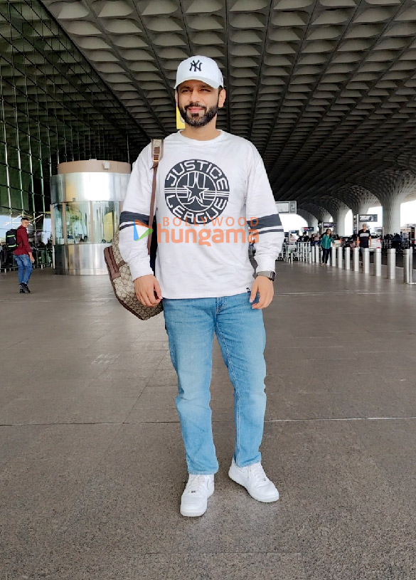 photos nushrratt bharuccha mouni roy rashmika mandanna and rahul vaidya snapped at the airport 3