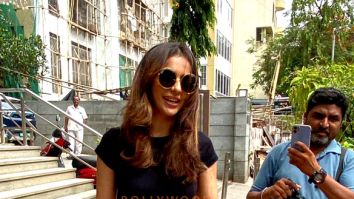 Photos: Rakul Preet Singh spotted outside a salon in Khar