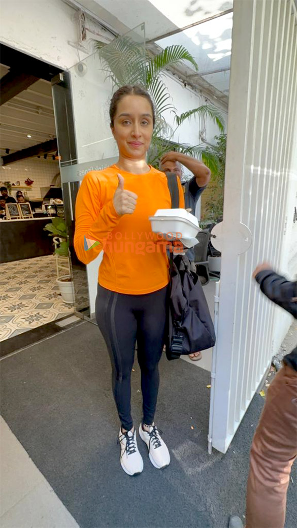 Photos: Shraddha Kapoor snapped at the gym in Juhu Photos: Shraddha Kapoor snapped at the gym in Juhu