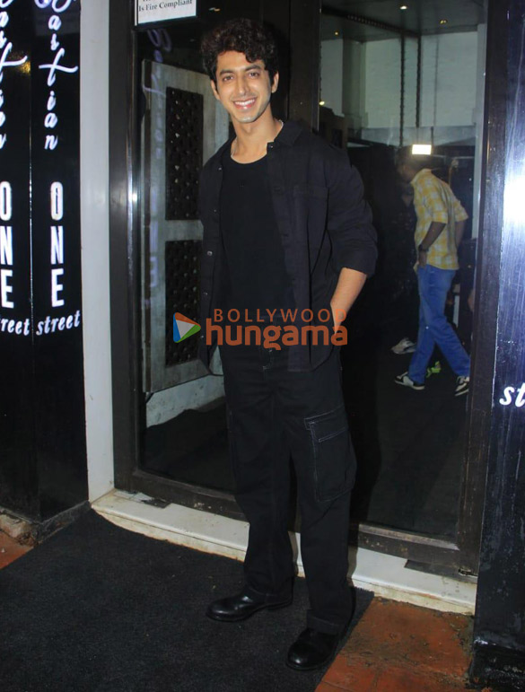 photos suhana khan and khushi kapoor snapped attending mihir ahujas birthday bash 1