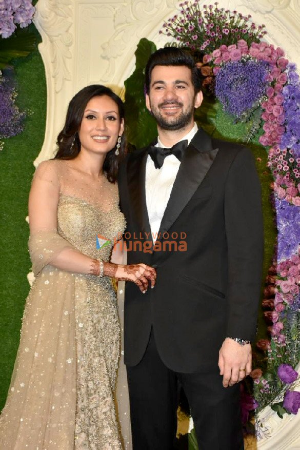 photos sunny deol bobby deol and others attend karan deol and drisha acharyas wedding reception 4