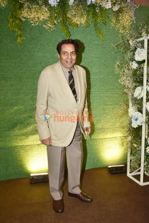 photos sunny deol and others snapped at karan deols sangeet ceremony 121