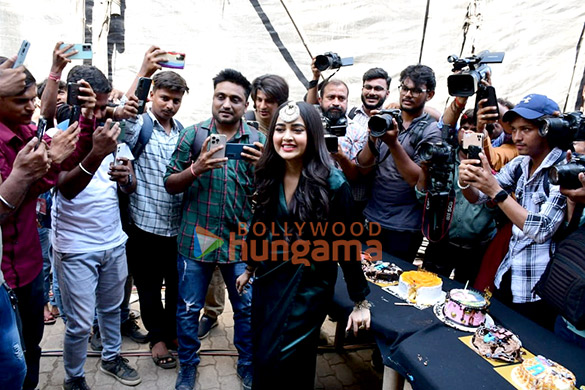 photos tejasswi prakash celebrates her birthday with media 1