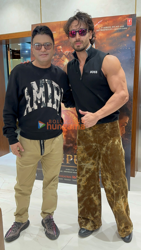 photos tiger shroff snapped at t series office 3