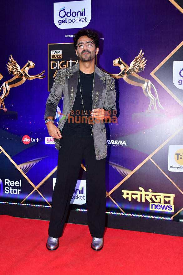 photos urvashi rautela sharvari wagh dia mirza and others snapped at iwm buzz digital awards 20235 11