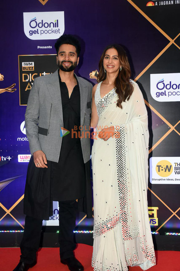 photos urvashi rautela sharvari wagh dia mirza and others snapped at iwm buzz digital awards 20235 8