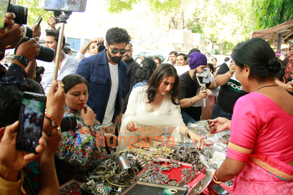 photos vicky kaushal and sara ali khan snapped shopping at janpath market as a part of zara hatke zara bachke promotions 2