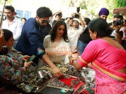 Photos: Vicky Kaushal and Sara Ali Khan snapped shopping at Janpath Market as a part of Zara Hatke Zara Bachke promotions
