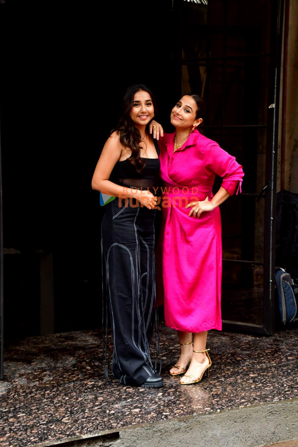 Photos Vidya Balan And Prajakta Koli Snapped During Neeyat Promotions 1 Prajakta Koli Vidya