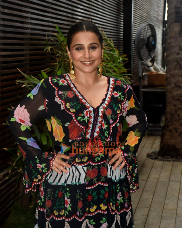 photos vidya balan snapped promoting neeyat 3