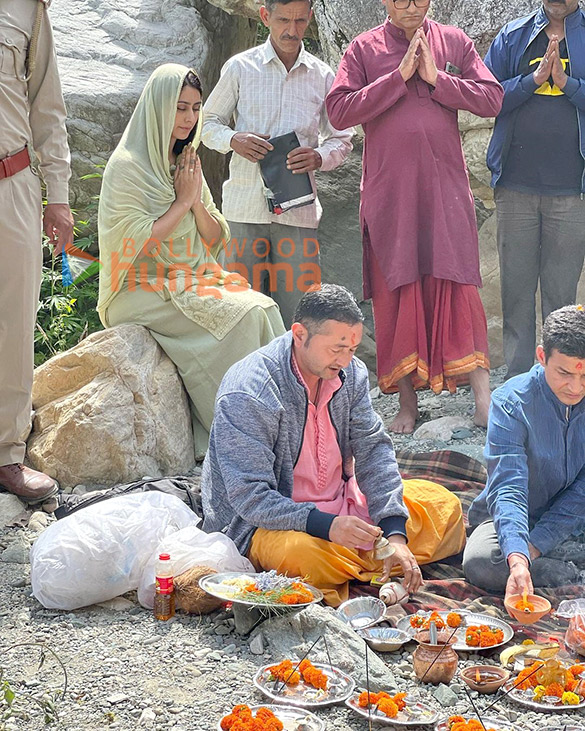 photos warina hussain joins hands with uttarakhand forest department for their new initiative to clean the sipra river 1