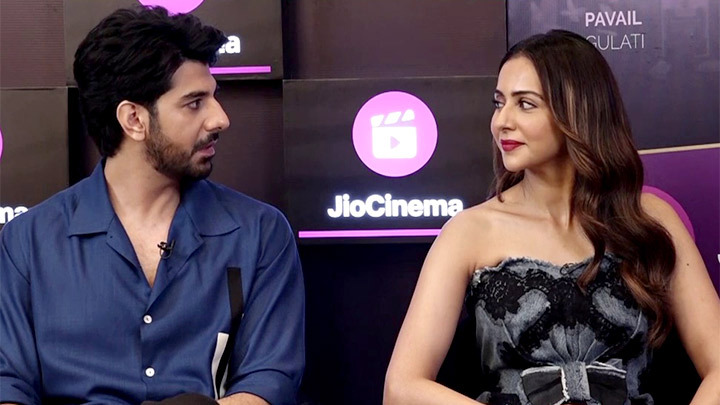 Rakul Preet Singh reveals about the Craziest thing a fan ever did | Rakul Preet Singh | Pavail Gulati Rakul Preet Singh reveals about the Craziest thing a fan ever did | Rakul Preet Singh | Pavail Gulati