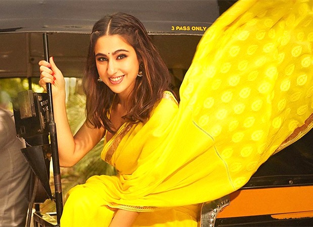 Sara Ali Khan having fun on Zara Hatke Zara Bachke sets will make you say "Gajab", watch BTS 