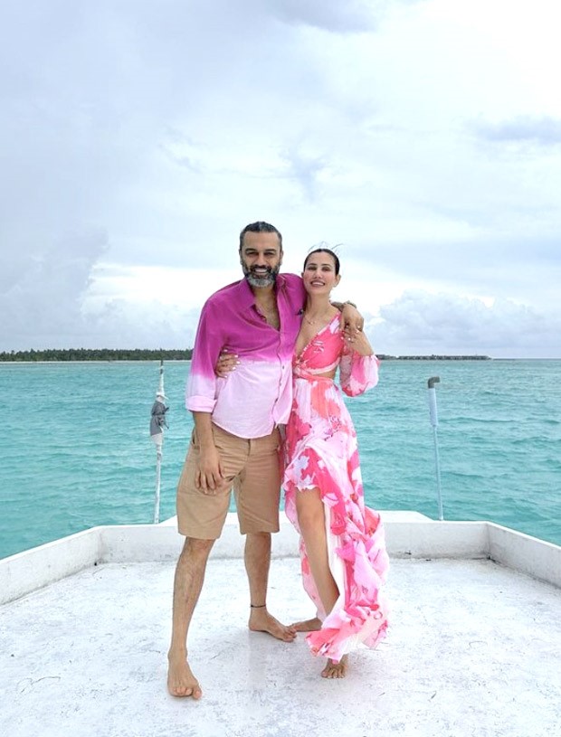 Sonnalli Seygall and Ashesh Sajnani are serving the chicest coordinated couple goals at their honeymoon in Maldives 