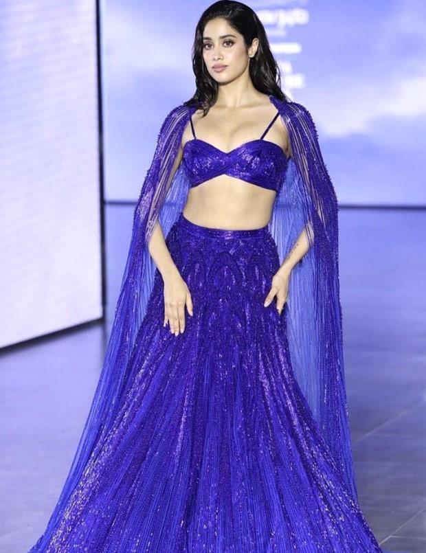 Janhvi Kapoor dazzlingly lights up the runway as she turns showstopper for designer Gaurav Gupta at the FDCI Indian Couture Week Janhvi Kapoor dazzlingly lights up the runway as she turns showstopper for designer Gaurav Gupta at the FDCI Indian Couture Week