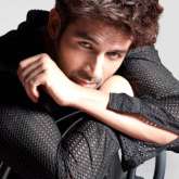 Kartik Aaryan is looking for his next romantic movie, drops a new photo