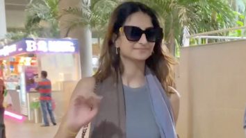 Palak Tiwari greets paps as she gets clicked at the airport