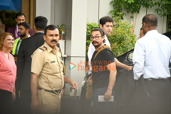 Photos: Aamir Khan, Ranveer Singh and Alia Bhatt spotted at Kalina airport Photos: Aamir Khan, Ranveer Singh and Alia Bhatt spotted at Kalina airport