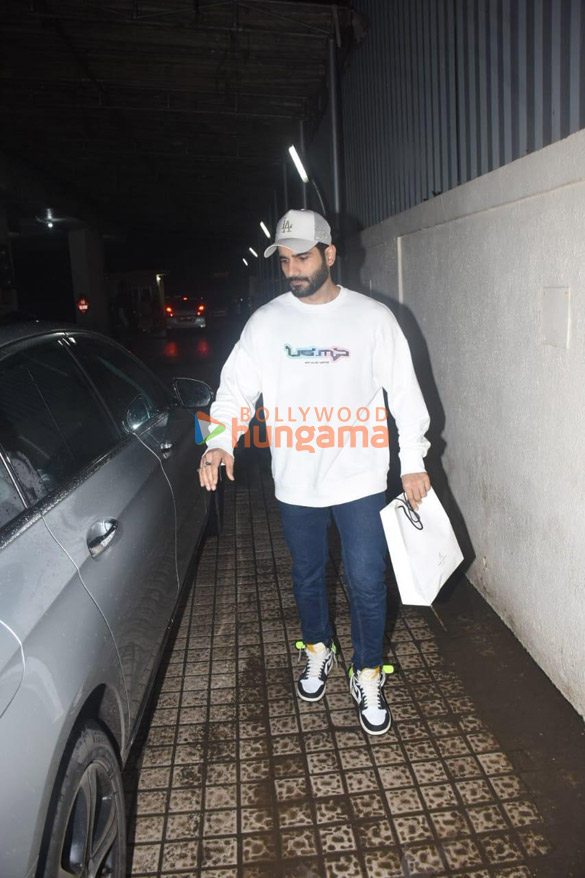 photos adah sharma sanjay kapoor and others snapped at pvr juhu 5