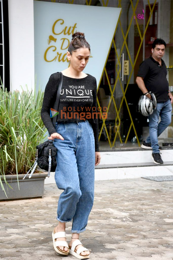 photos aditi rao hydari snapped in bandra 2 2