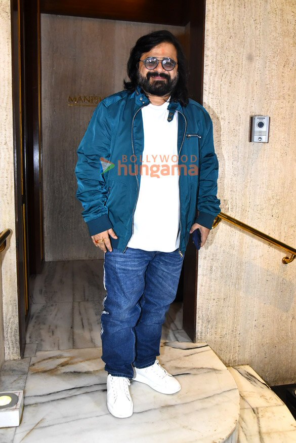 photos alia bhatt ranbir kapoor ranveer singh and others snapped at manish malhotras house party in bandra 16