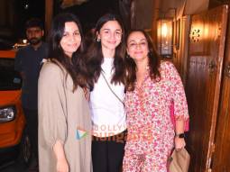 Photos: Alia Bhatt, Soni Razdan and Shaheen Bhatt snapped in Bandra