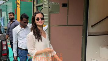 Photos: Alia Bhatt snapped in Andheri