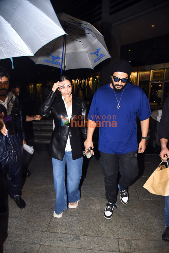 photos arjun kapoor and malaika arora snapped at bkc 2 2