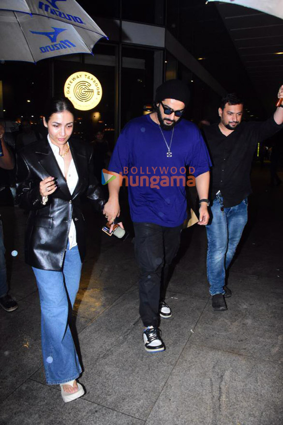 photos arjun kapoor and malaika arora snapped at bkc 3 2