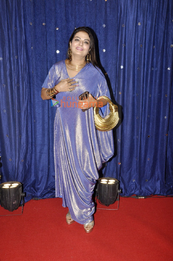 photos celebs snapped at sonu nigams 50th birthday celebrations at sahara star 36