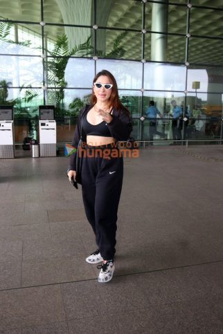 Photos: Deepika Padukone, John Abraham, Sharvari Wagh and others snapped at the airport