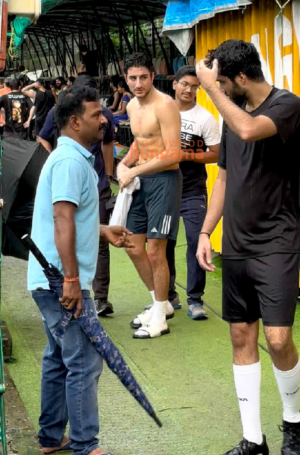 photos ibrahim ali khan snapped at a football ground 5