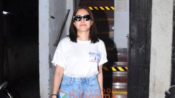 Photos: Nushrratt Bharuccha snapped outside a salon in Bandra