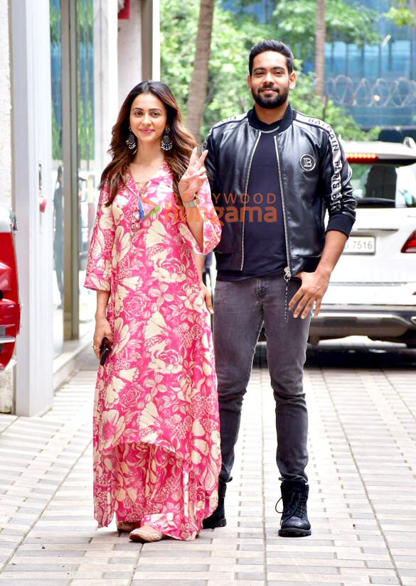 Photos: Rakul Preet Singh snapped at T-Series office in Andheri