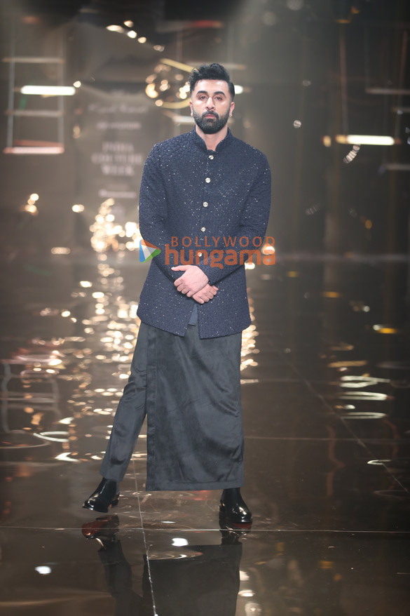 photos ranbir kapoor walks the ramp for fashion designer kunal rawal at india couture week 2023 in delhi 1