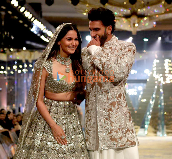 photos ranveer singh alia bhatt and other celebs snapped at the bridal couture show 2023 organized by manish malhotra in mumbai 5