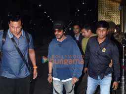 Photos: Shah Rukh Khan, Gauri Khan, Ranveer Singh and others snapped at the airport