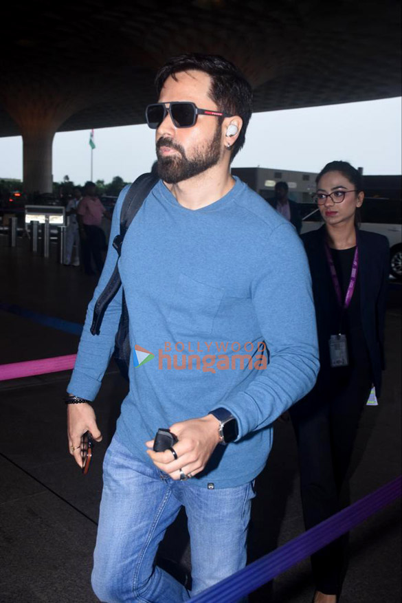 photos shilpa shetty raj kundra and others snapped at the airport 5