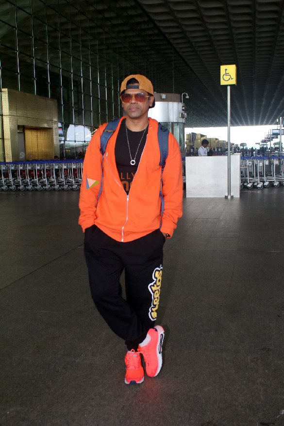 photos sidharth malhotra kiara advani bhumi pednekar and others snapped at the airport 1