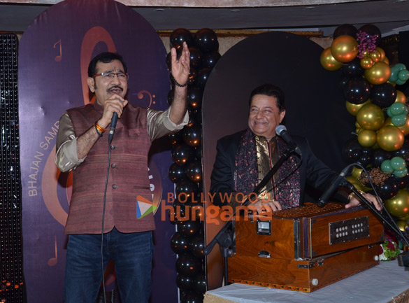 photos sonu nigam arun govil others snapped at anup jalotas 70th birthday party 8