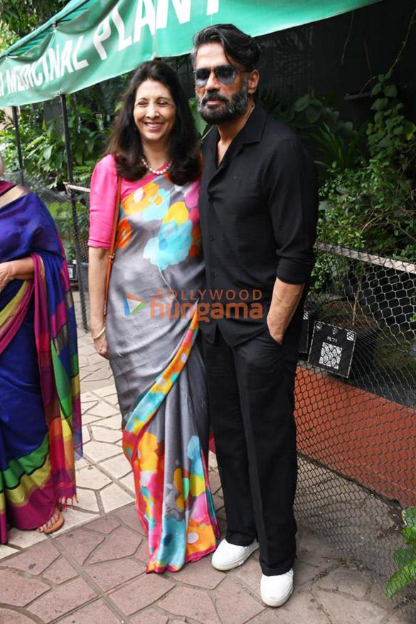 photos suniel shetty and others attend dr subhadra anands book launch 5