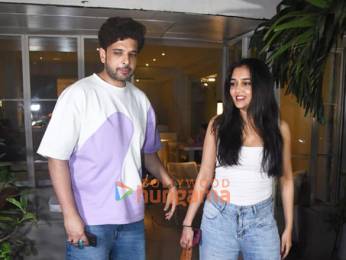 Photos: Tejasswi Prakash and Karan Kundrra snapped at Sequel Cafe in Bandra Photos: Tejasswi Prakash and Karan Kundrra snapped at Sequel Cafe in Bandra